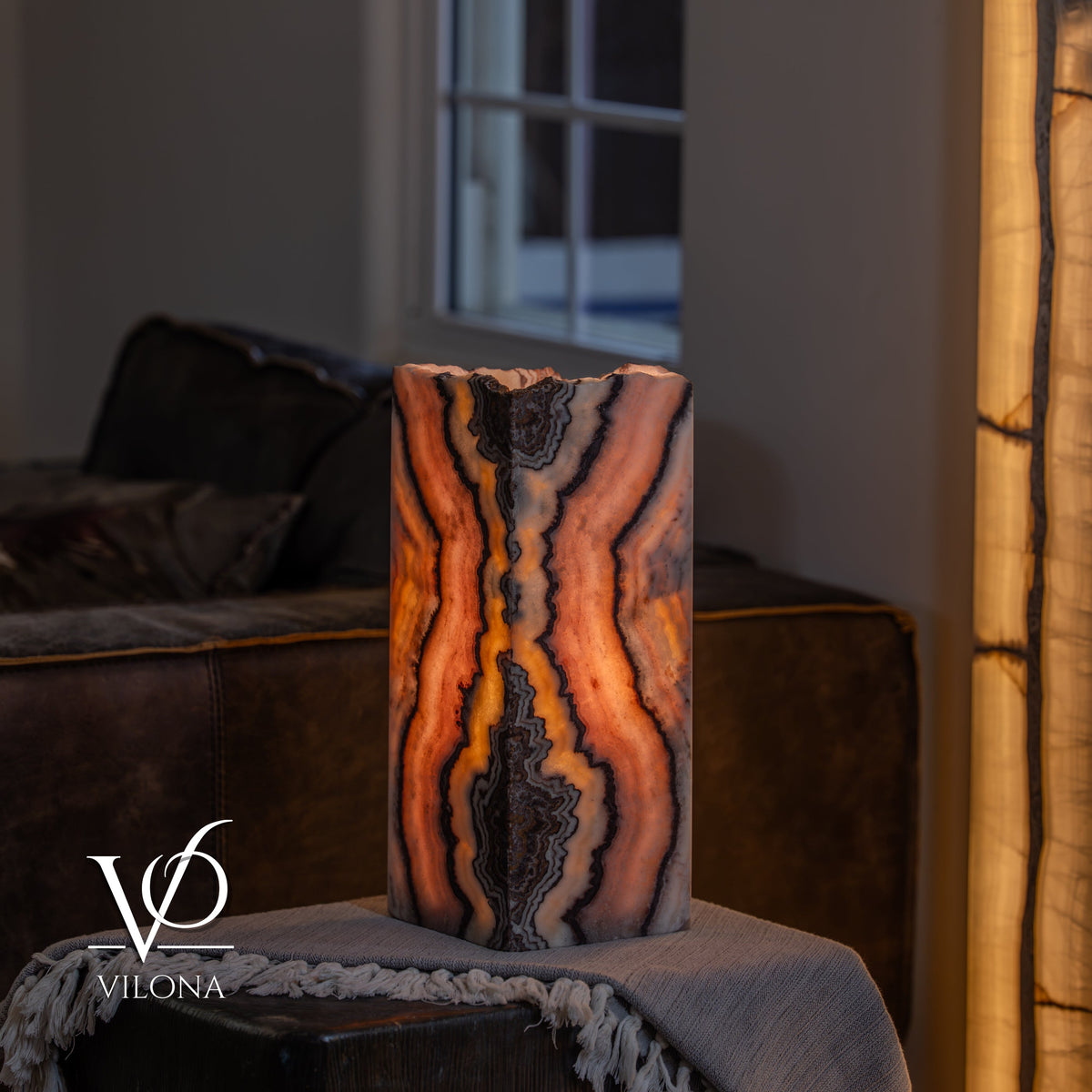Rosa Onyx Live Edge Table Lamp – 16" Tall × 6" Square #3, photo 2 of 11
