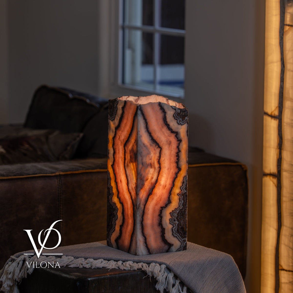Rosa Onyx Live Edge Table Lamp – 16" Tall × 6" Square #3, photo 6 of 11