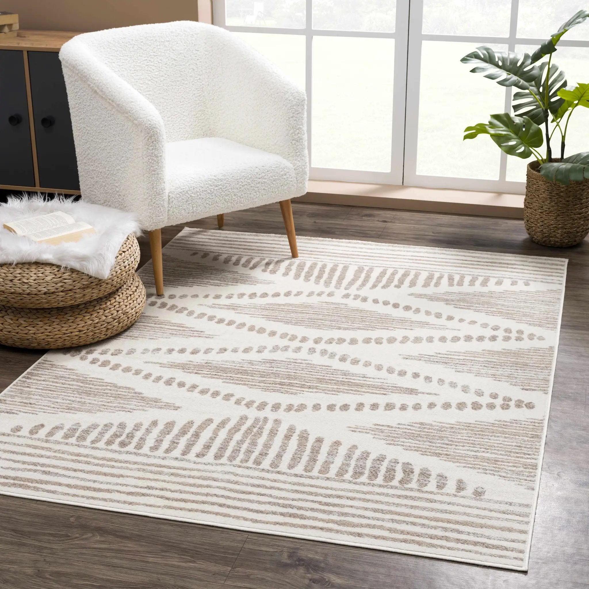 Tigrisis Beige 2328 Area Rug - Clearance by Boutique Rugs