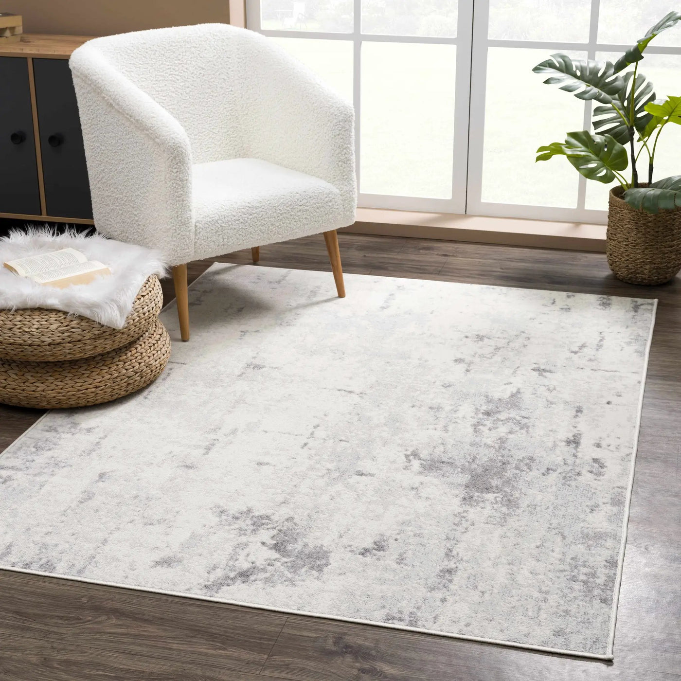 Tigrima Ivory 2319 Area Rug - Clearance by Boutique Rugs