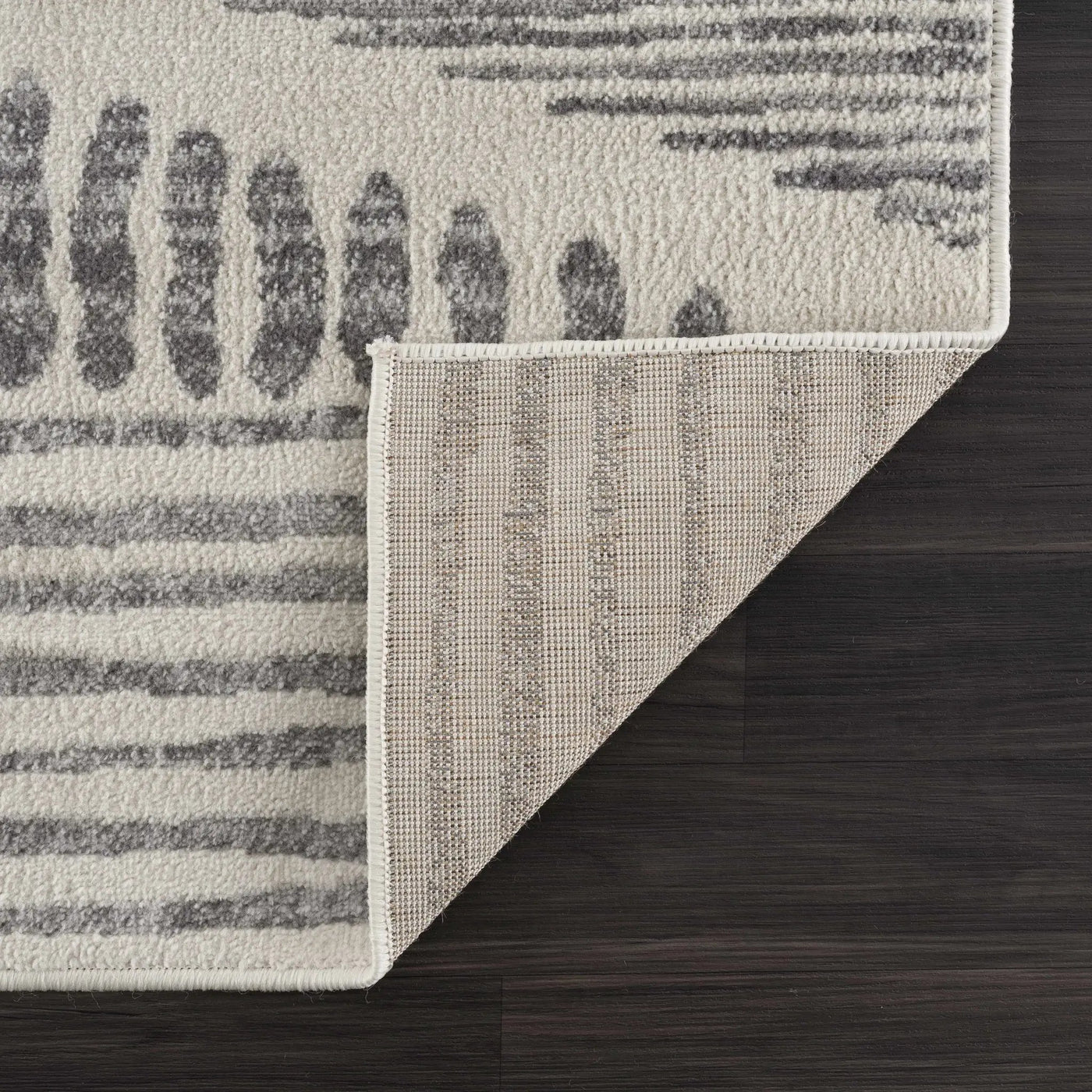 Tigrisis Ivory 2327 Area Rug - Clearance by Boutique Rugs