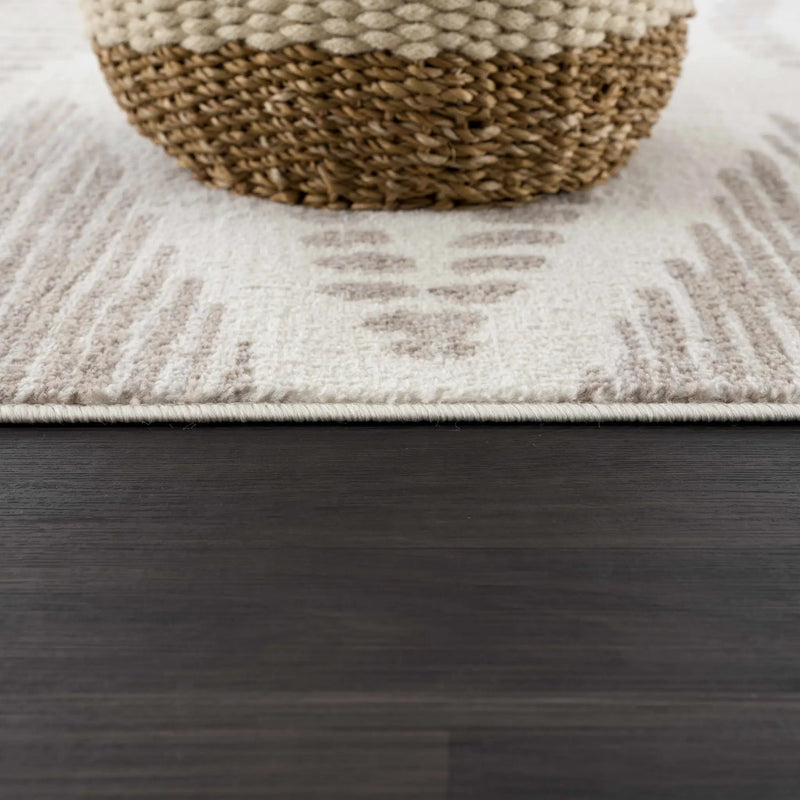Tigrisis Beige 2328 Area Rug - Clearance by Boutique Rugs