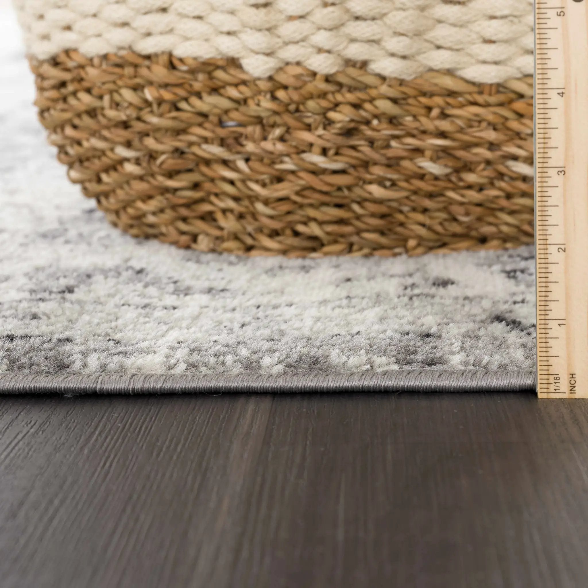 Marash KMRSH-4615 Area Rug - Clearance by Boutique Rugs
