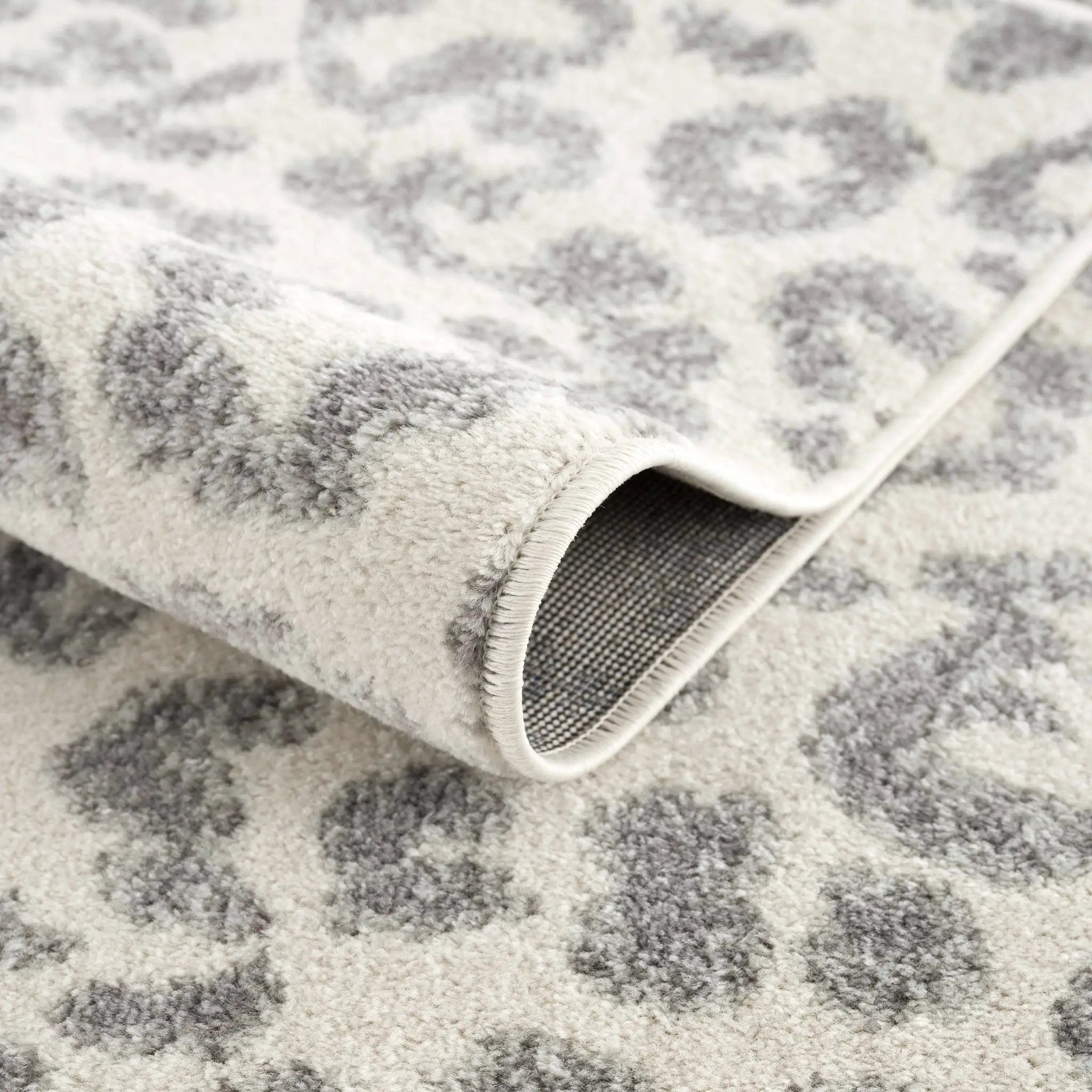 Marash Leopard Print KMRSH-4612 Area Rug - Clearance by Boutique Rugs