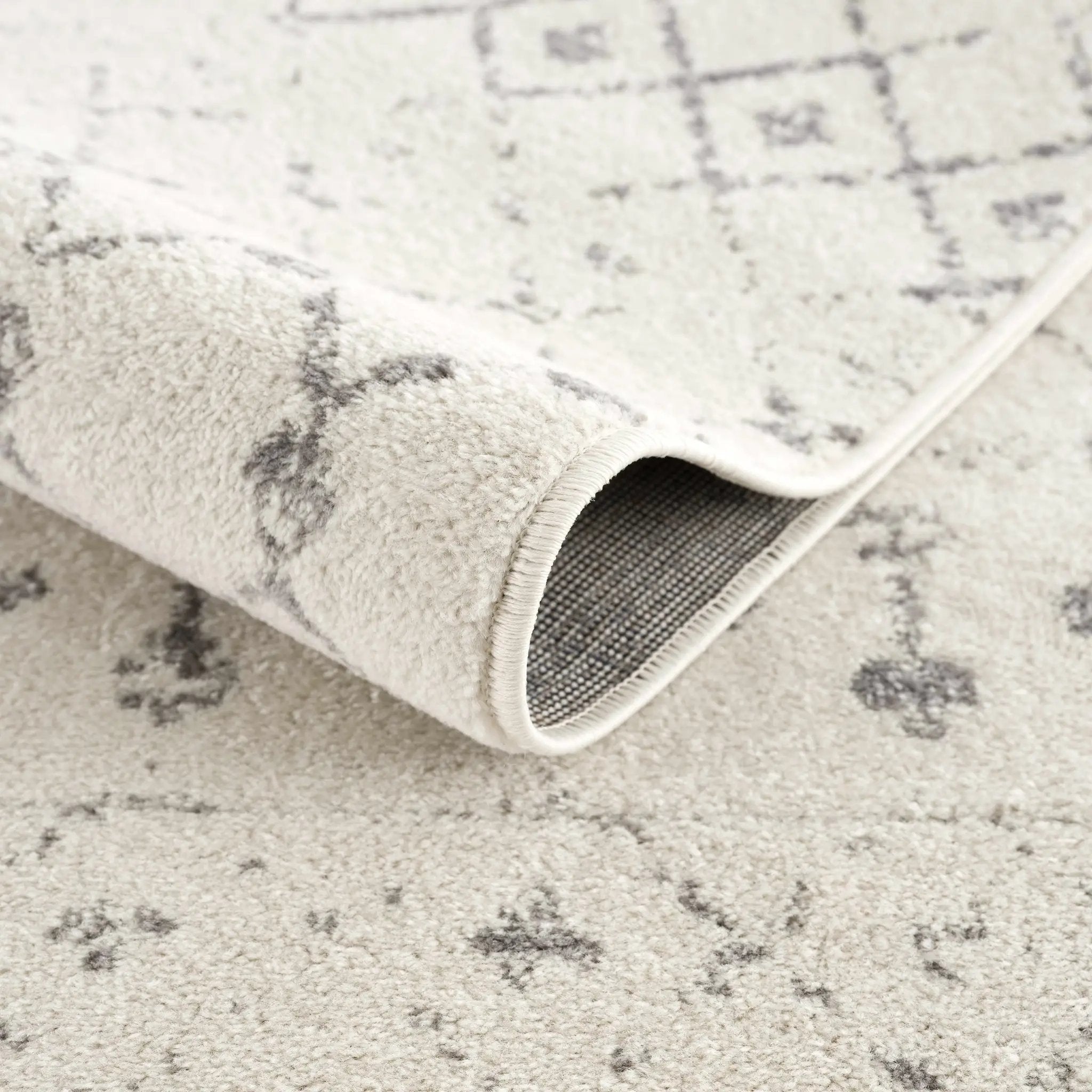 Marash KMRSH-4606 Area Rug - Clearance by Boutique Rugs