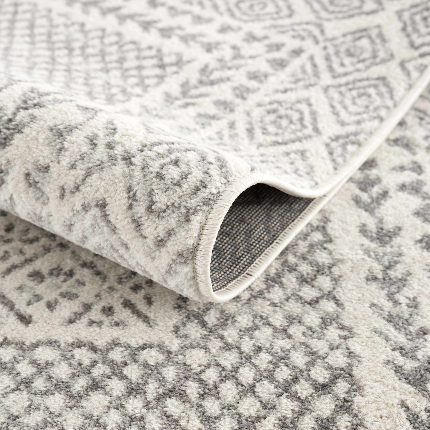 Marash KMRSH-4611 Area Rug - Clearance by Boutique Rugs