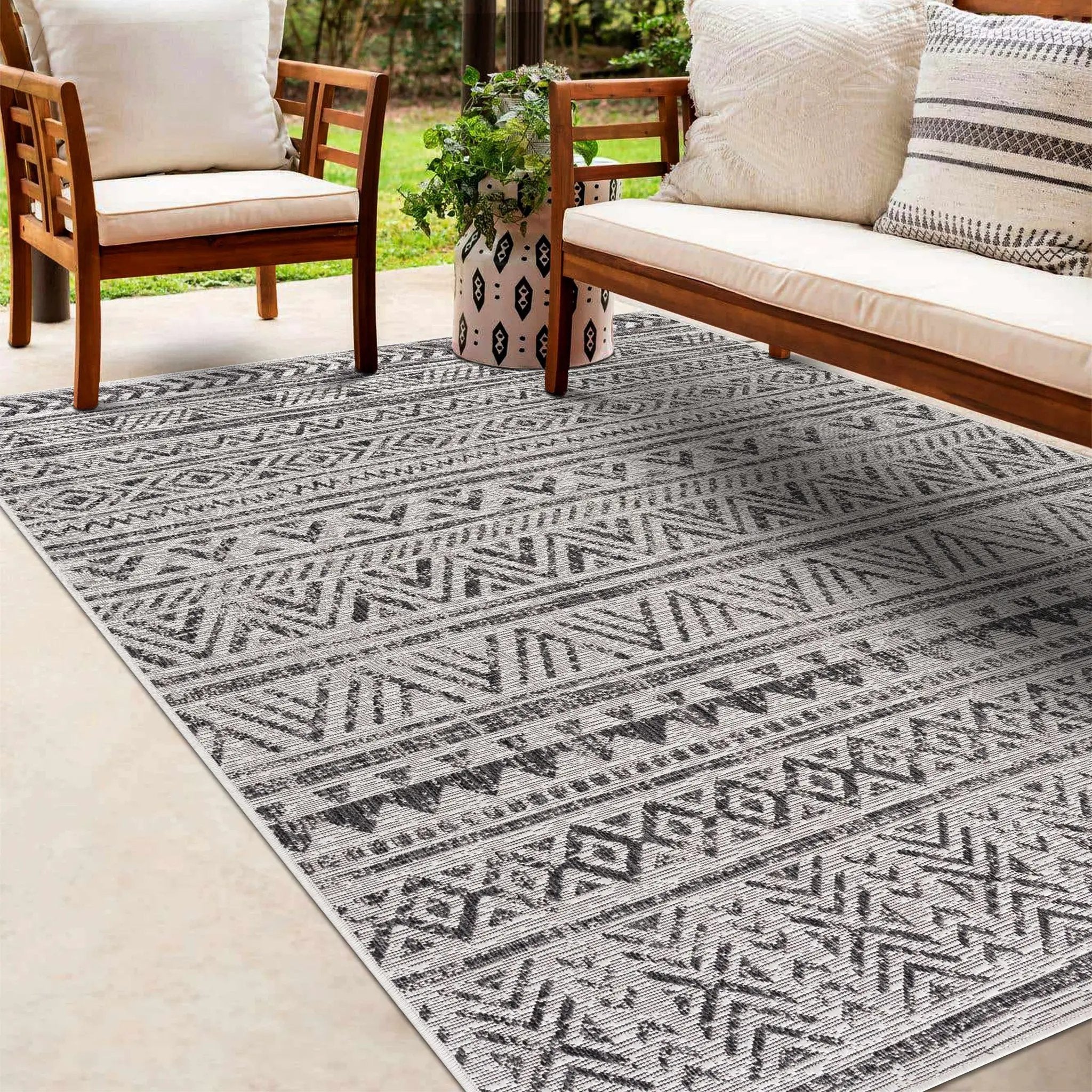 Catrine Indoor & Outdoor Rug - Clearance by Boutique Rugs