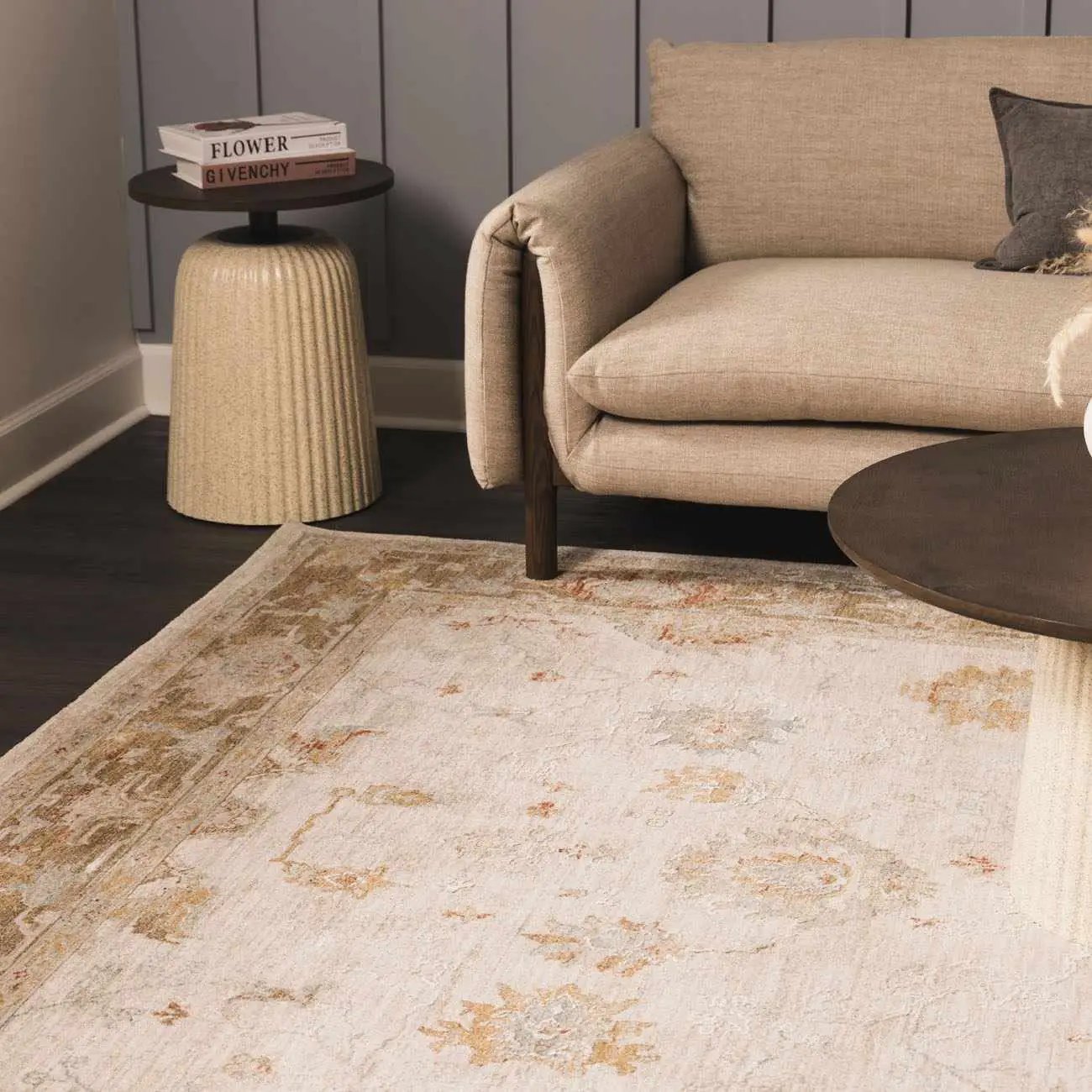 Elloree Traditional Thick Luxe Statement Rug - Clearance by Boutique Rugs