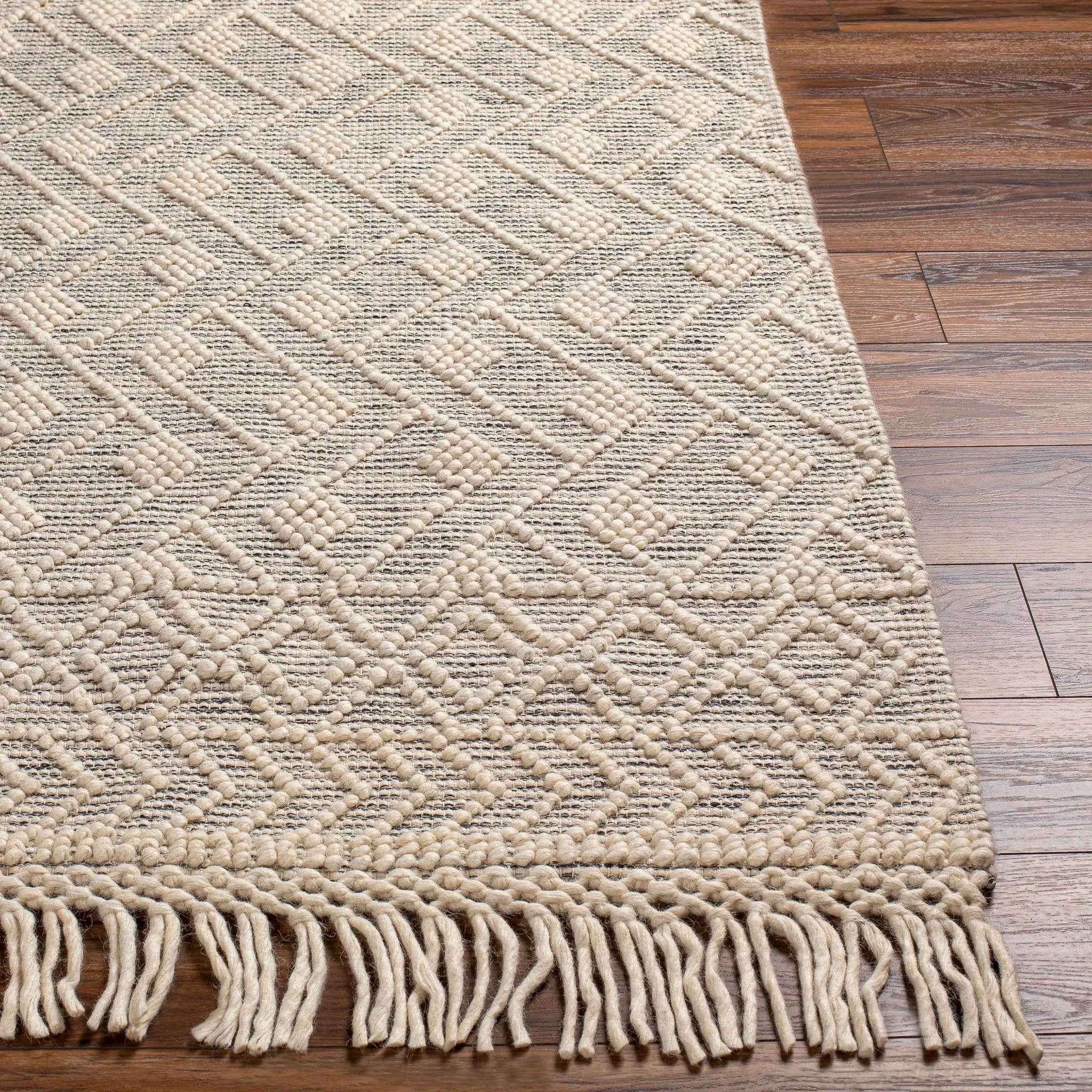 Erica Wool Rug with Tassels - Clearance by Boutique Rugs