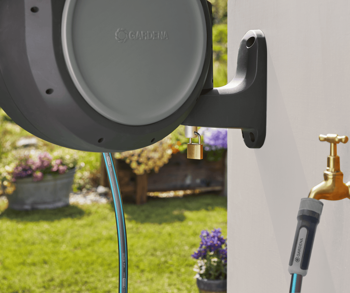 Retractable Hose Reel RollUp 50 ft. Auto retracting & ready-to-use, photo 10 of 17