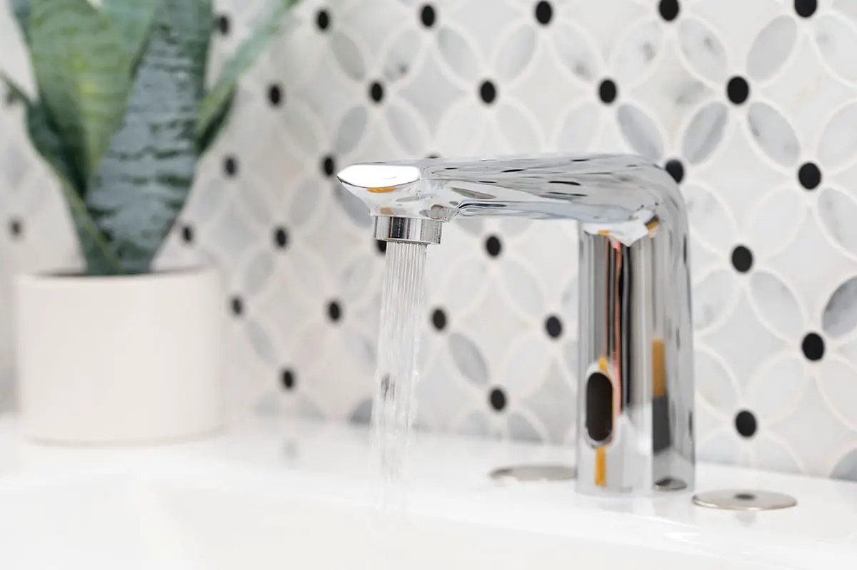 Touch-less Infrared Sensor Bathroom Faucet 811 Chrome by MSI Surfaces