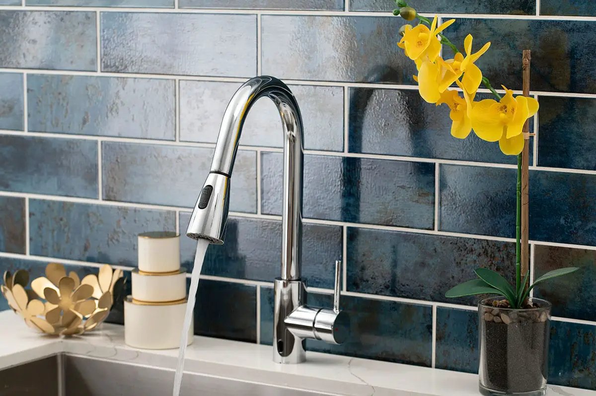 Touch-less Infrared Sensor Kitchen Faucet 811 Chrome Tiles in a finished room