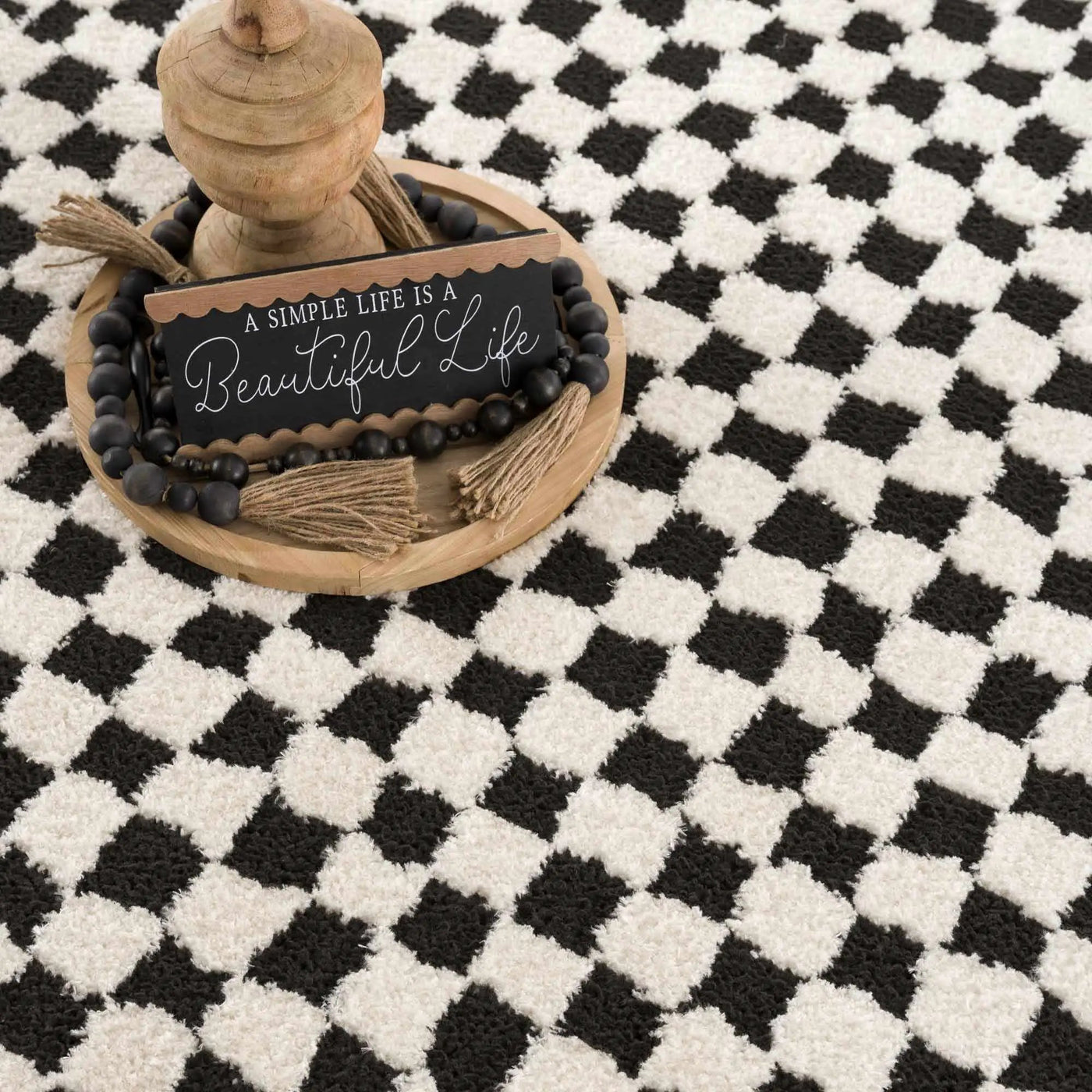 Leryn Black & White Checkered Area Rug by Boutique Rugs