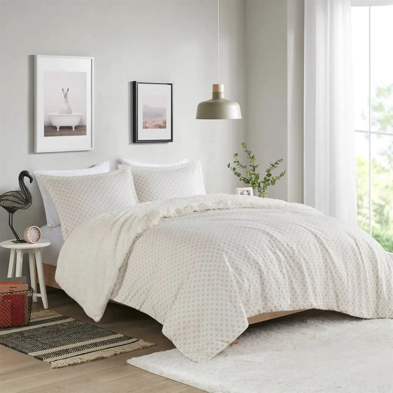 Full/Queen size Reversible Soft Sherpa Faux Fur 3-Piece Comforter Set in Ivory by HomePacific