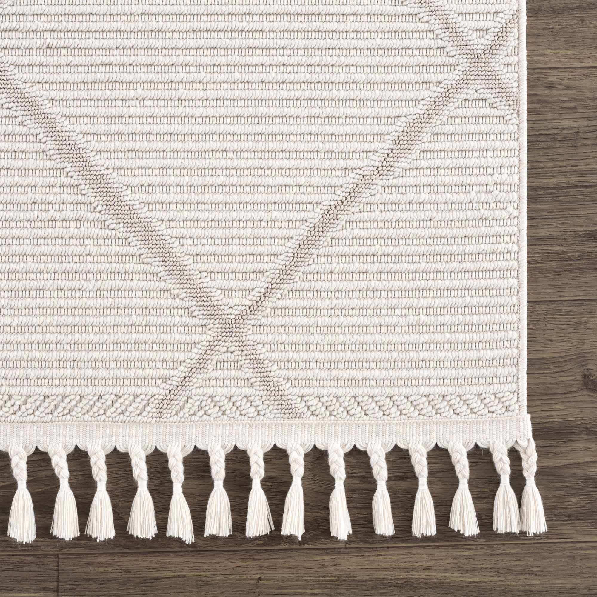 Lova Area Rug - Clearance by Boutique Rugs