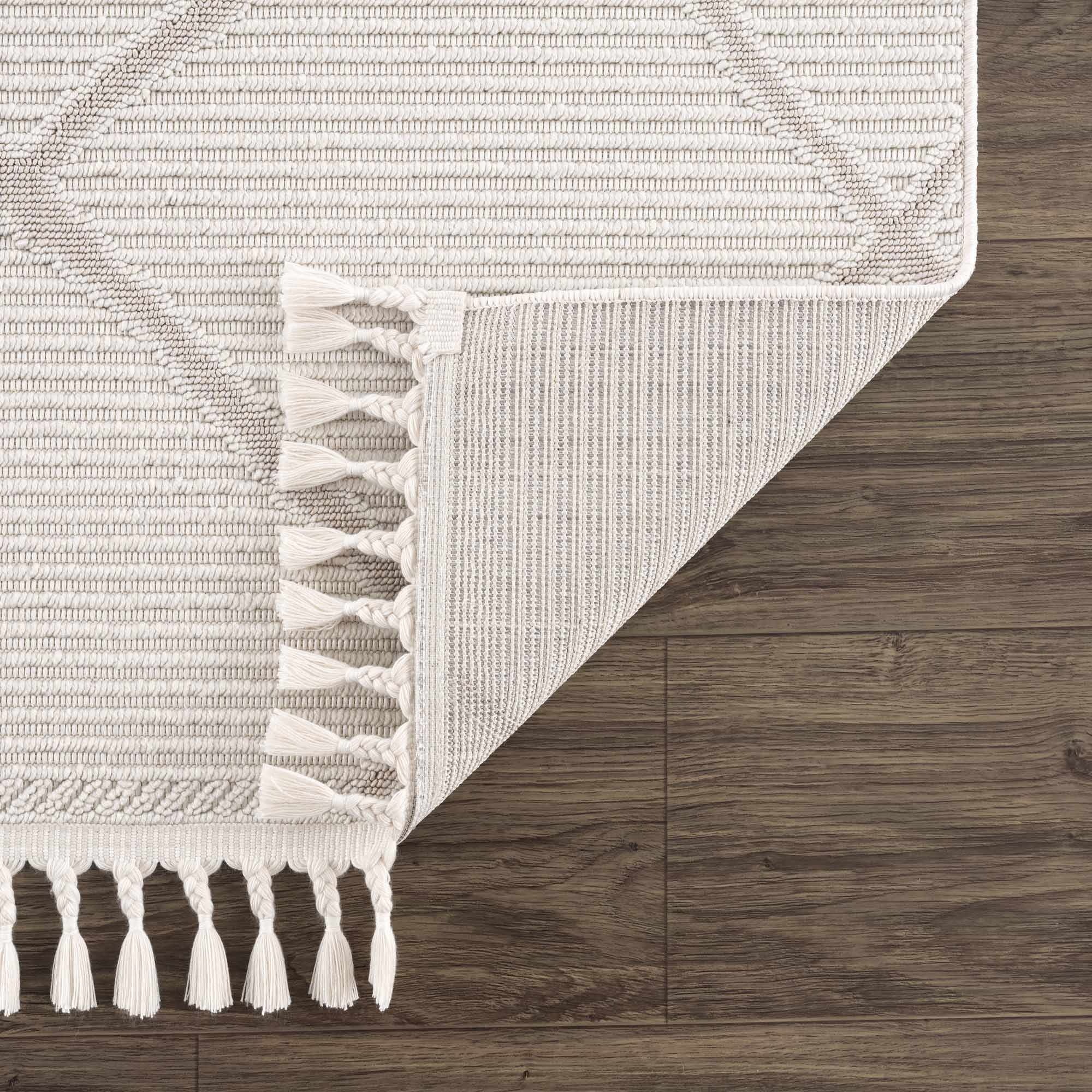 Lova Area Rug - Clearance by Boutique Rugs
