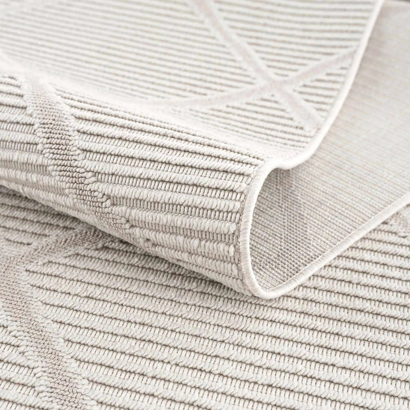 Lova Area Rug - Clearance by Boutique Rugs