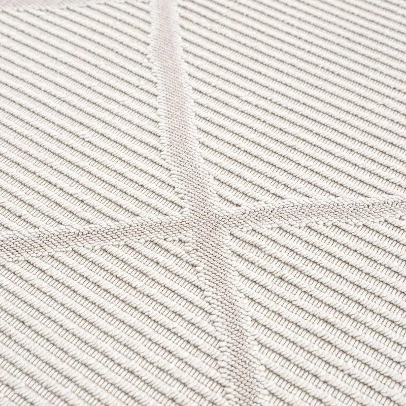 Lova Area Rug - Clearance by Boutique Rugs