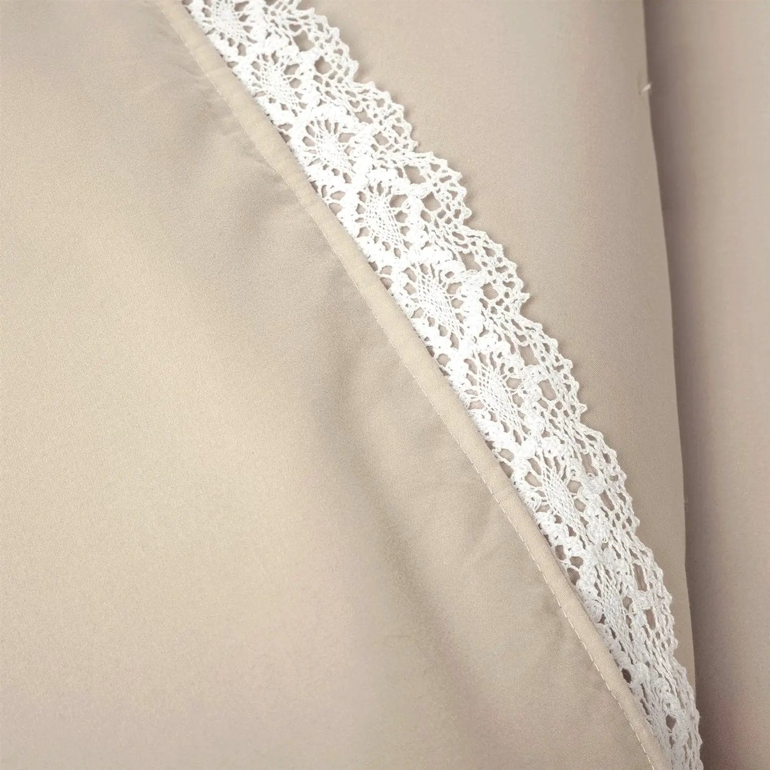 Full/Queen French Country Beige 5-Piece Lightweight Comforter Set w/ Lace Trim by HomePacific