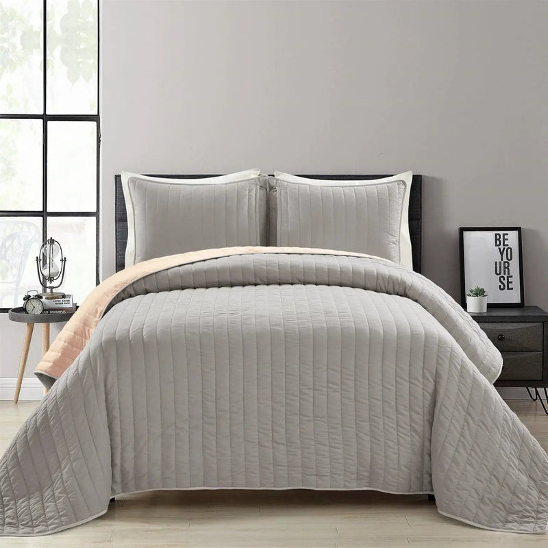 Full/Queen Soft Reversible Lightweight Quilt Set in Rose Blush Pink and Grey by HomePacific