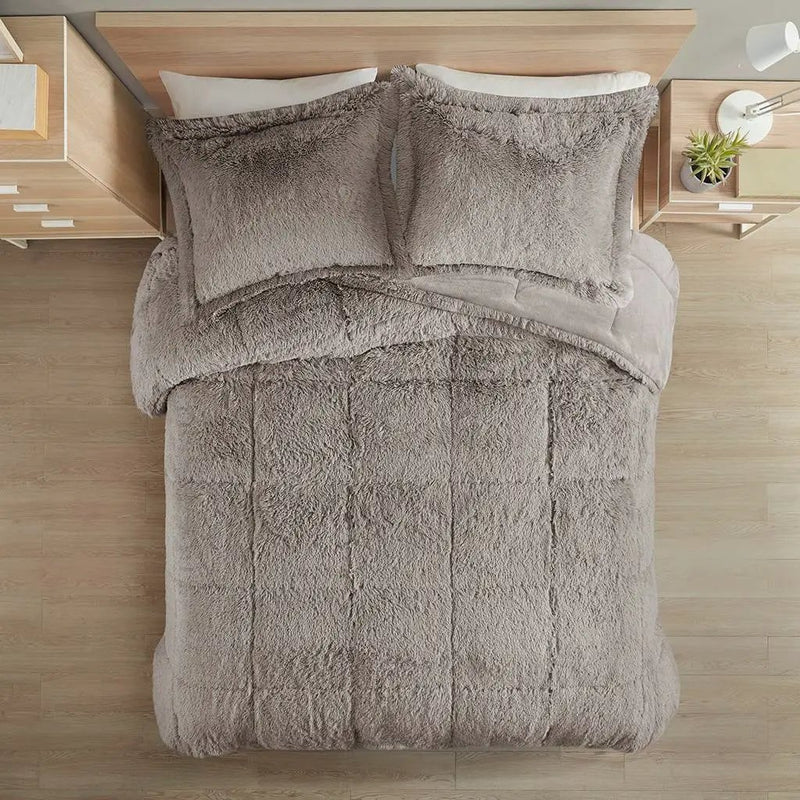 Full/Queen Grey Soft Sherpa Faux Fur 3-Piece Comforter Set with Pillow Shams by HomePacific