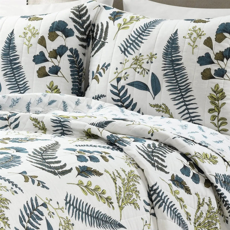 Full/Queen Reversible Cotton Lightweight Floral Fern Leaves 3 Piece Quilt Set by HomePacific