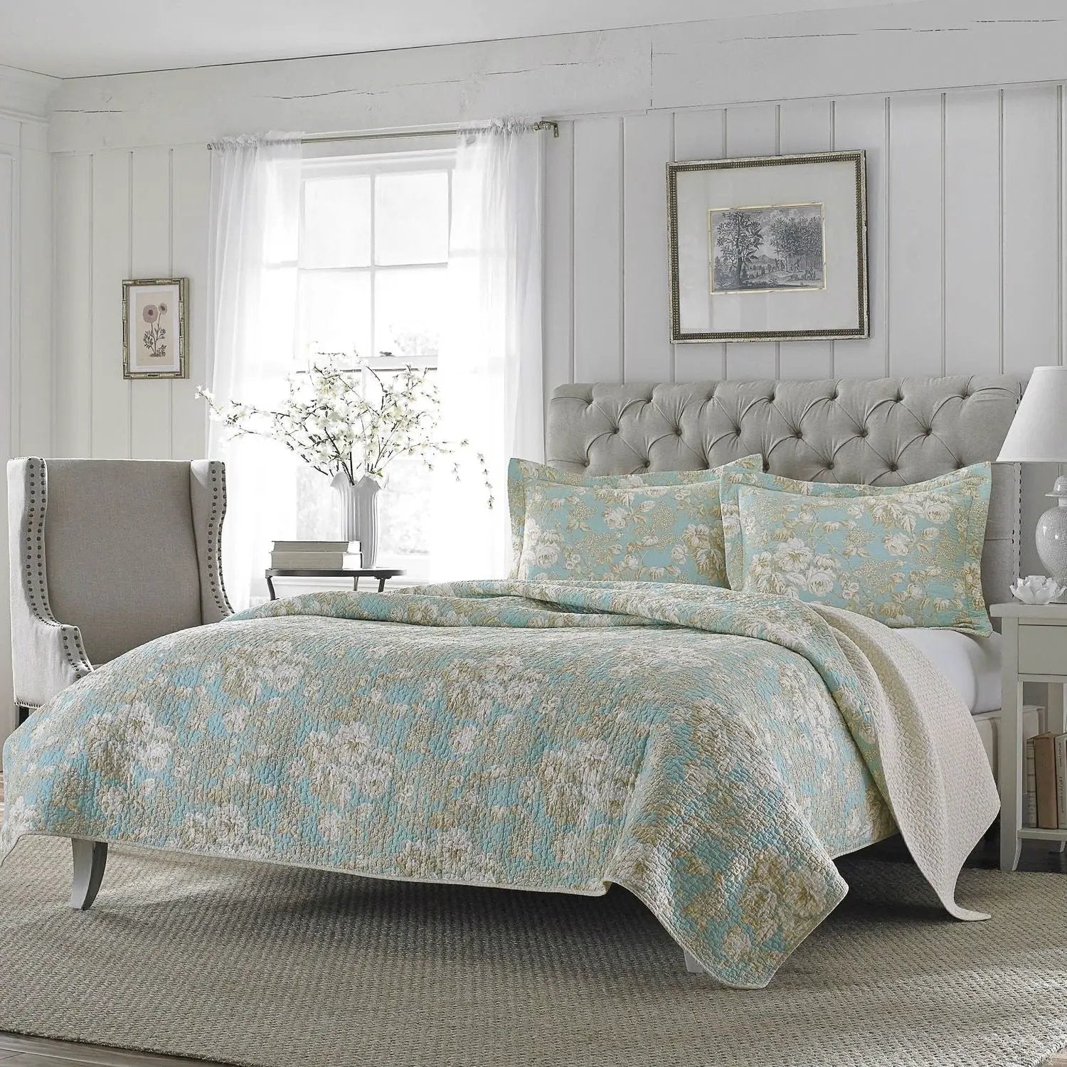Full / Queen 3-Piece Cotton Quilt Set in Seafoam Blue Beige Floral Pattern by HomePacific
