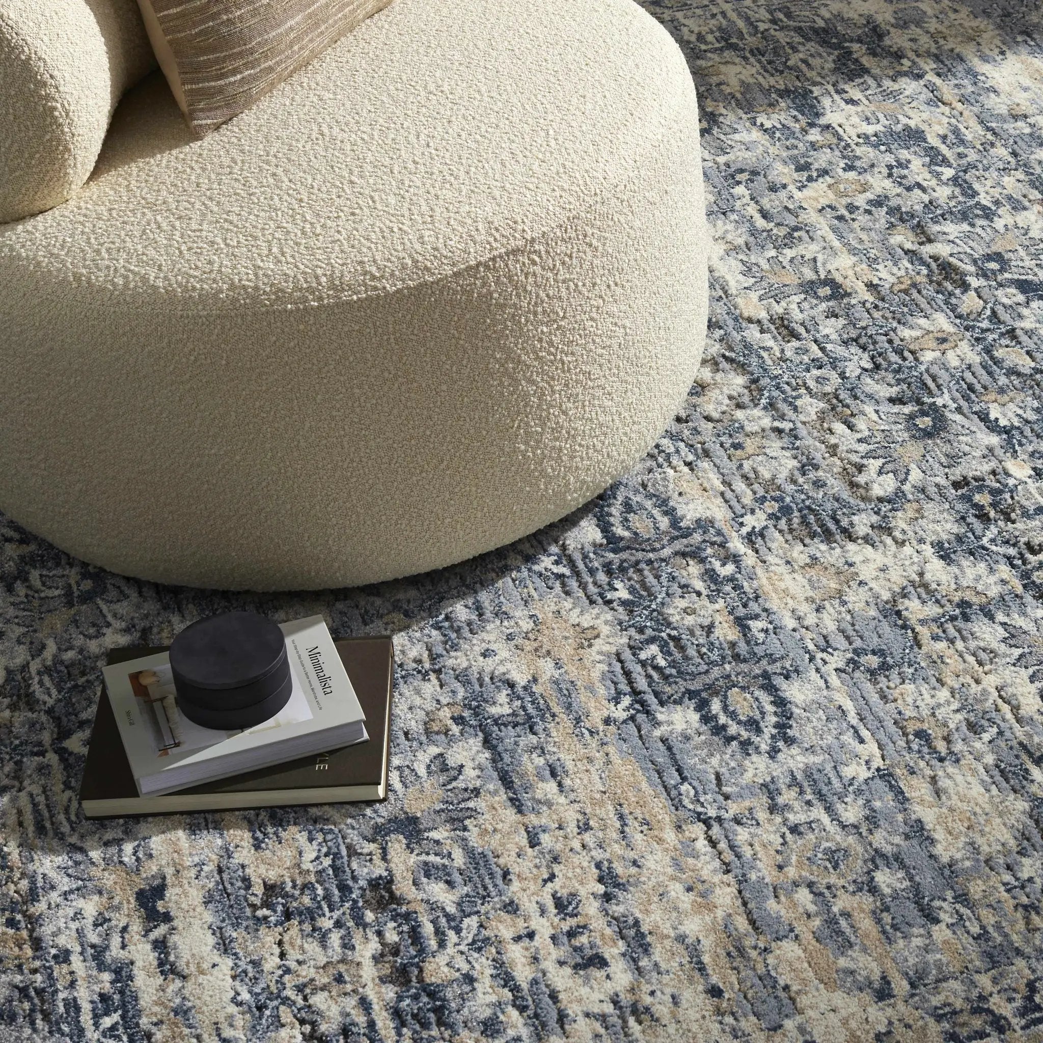 Talihina Denim Damask Area Rug by Boutique Rugs