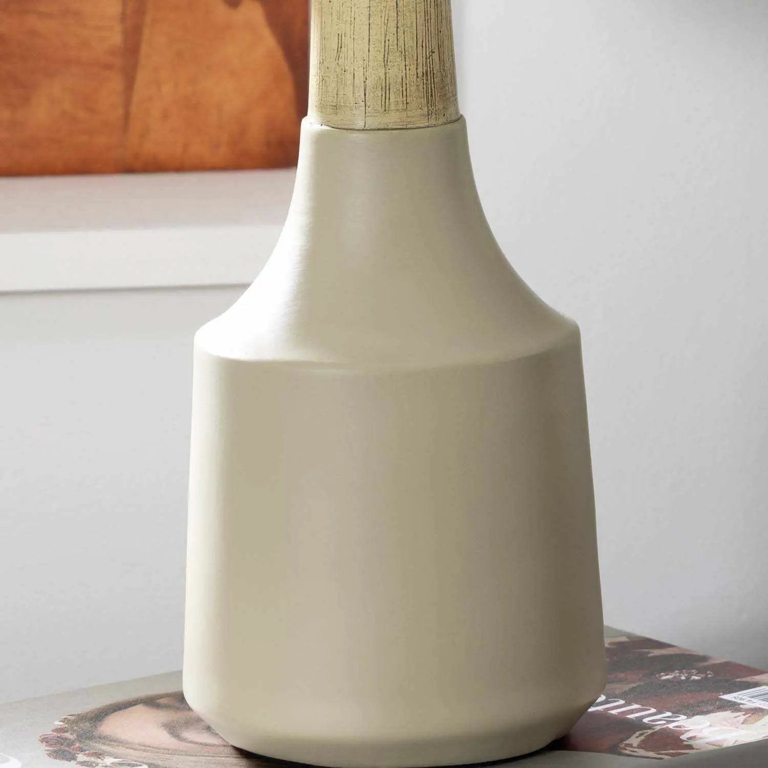 Gattaran Ivory & White Table Lamp by Boutique Rugs