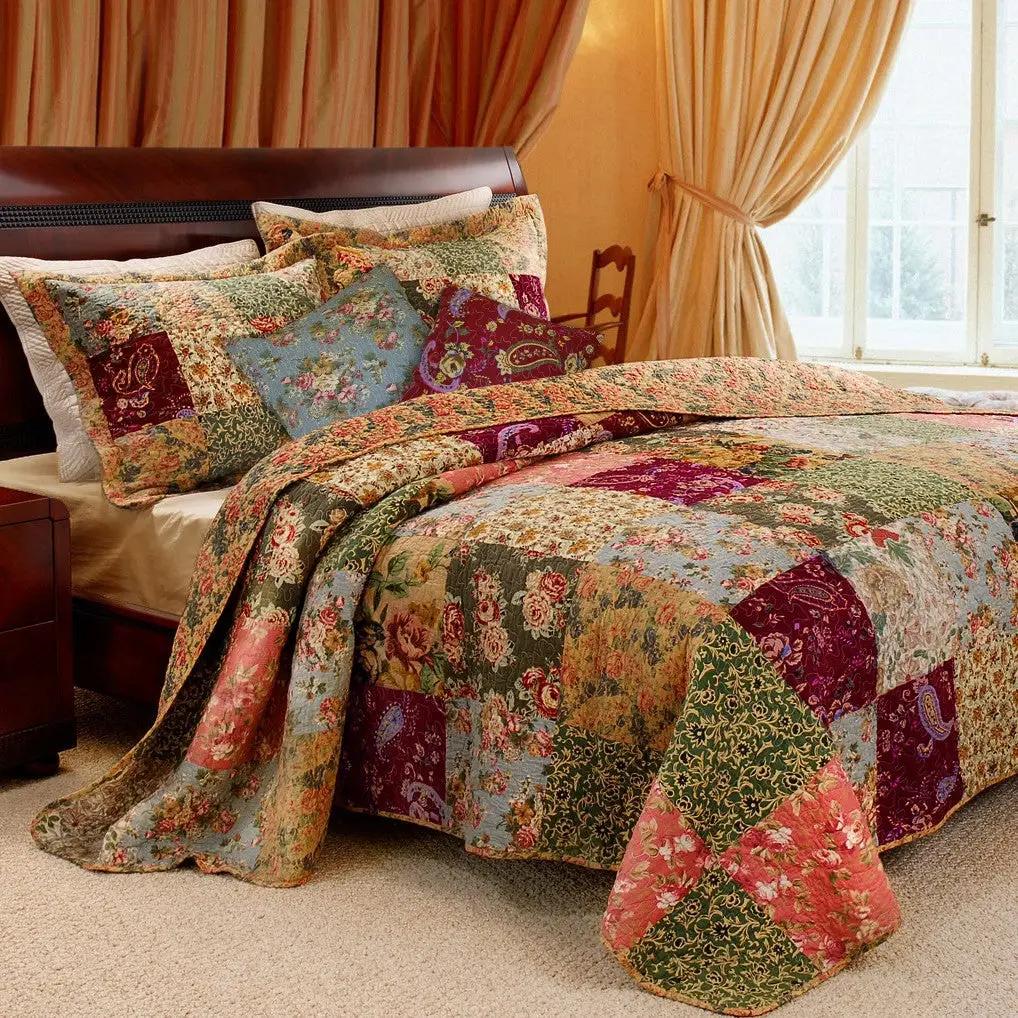 King 100% Cotton Floral Paisley Quilt Set w/ 2 Shams & 2 Pillows by HomePacific