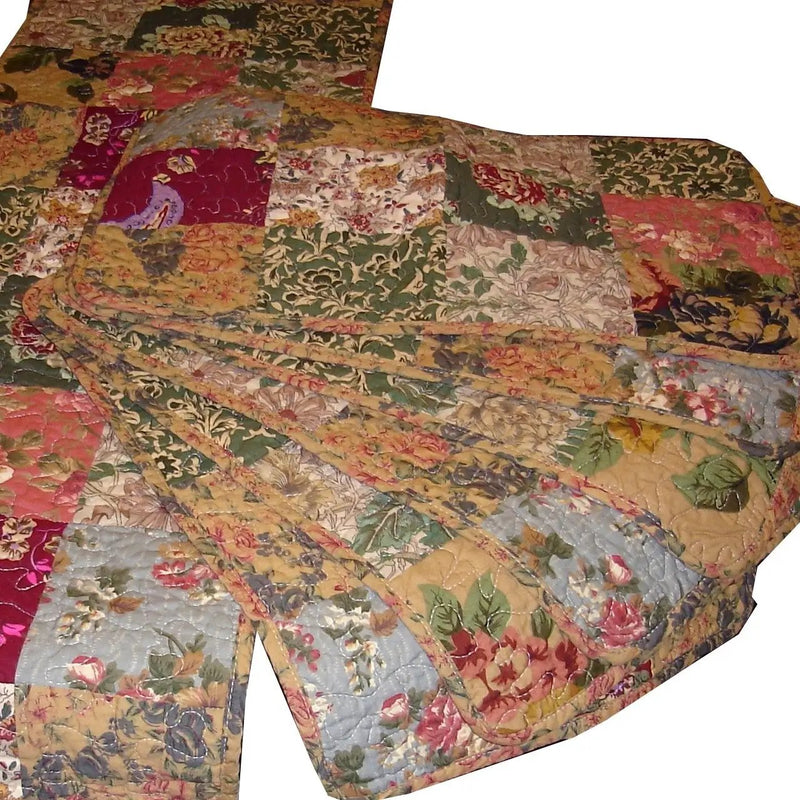 King 100% Cotton Floral Paisley Quilt Set w/ 2 Shams & 2 Pillows by HomePacific