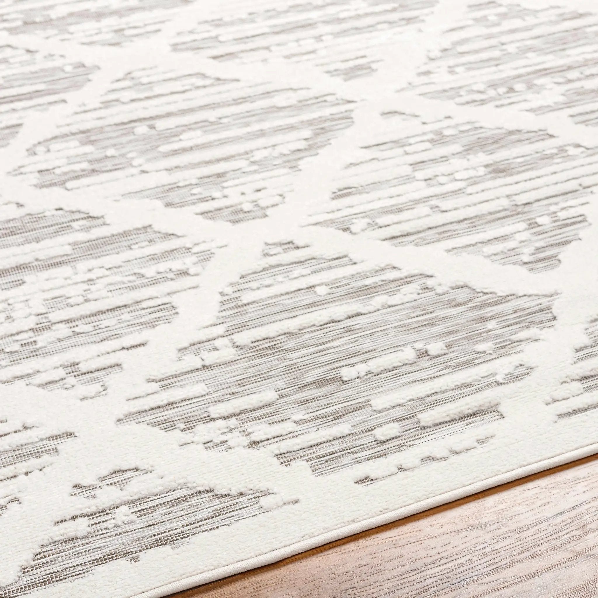 Gambang 3D Trellis Outdoor Area Rug - Clearance by Boutique Rugs