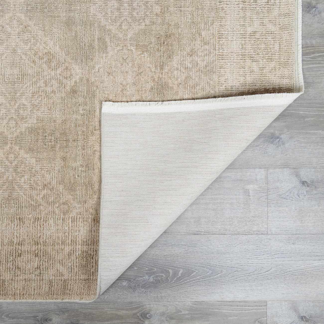 Fetscher Machine Woven Galey Alix x LIVABLISS GAHU-2303 Area Rug by Boutique Rugs