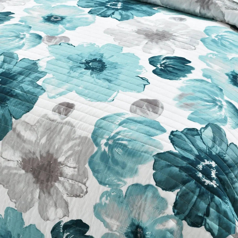 King size Blue Grey Flowers Lightweight Polyester Microfiber Quilt Set by HomePacific