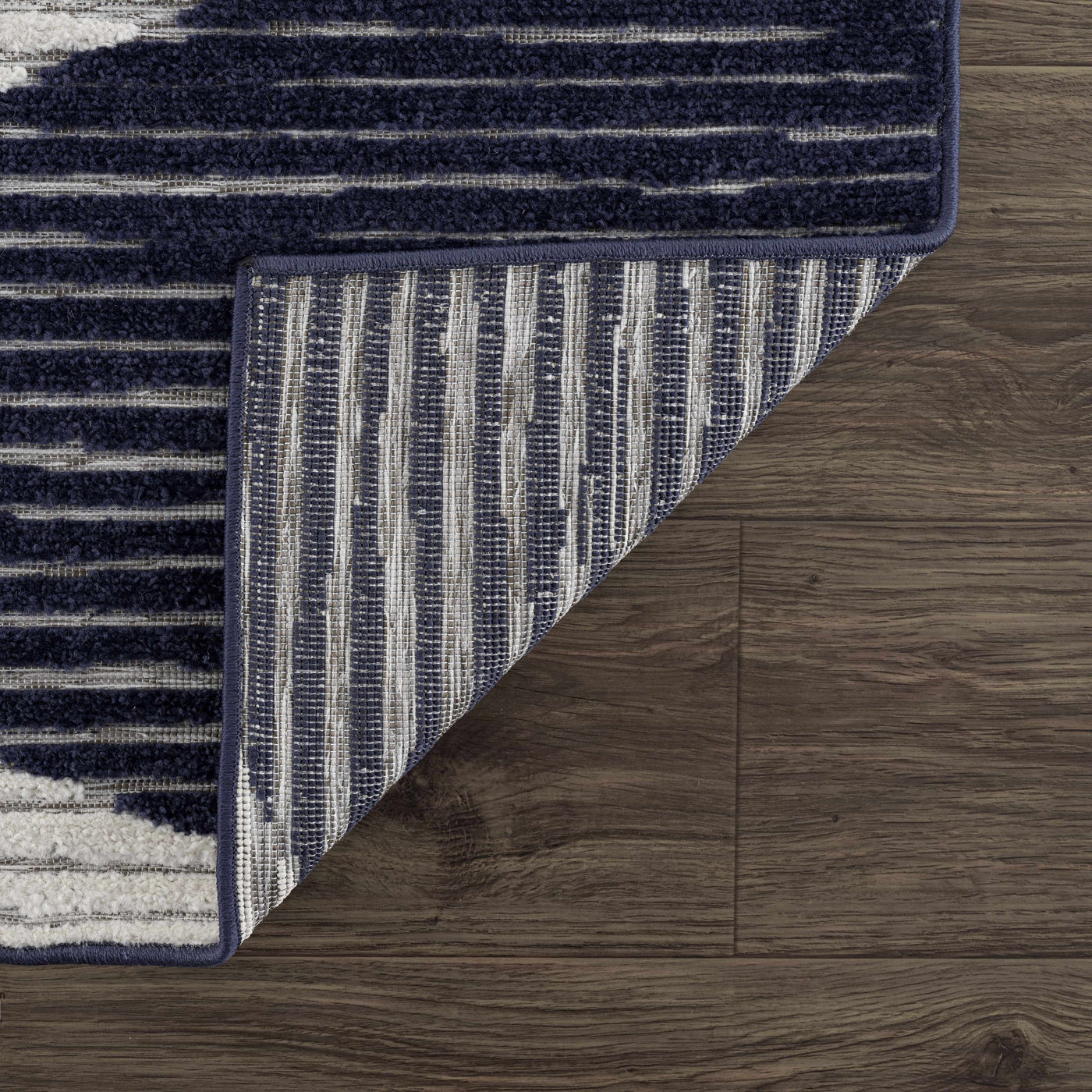 Masantol 3D Outdoor Area Rug - Clearance by Boutique Rugs