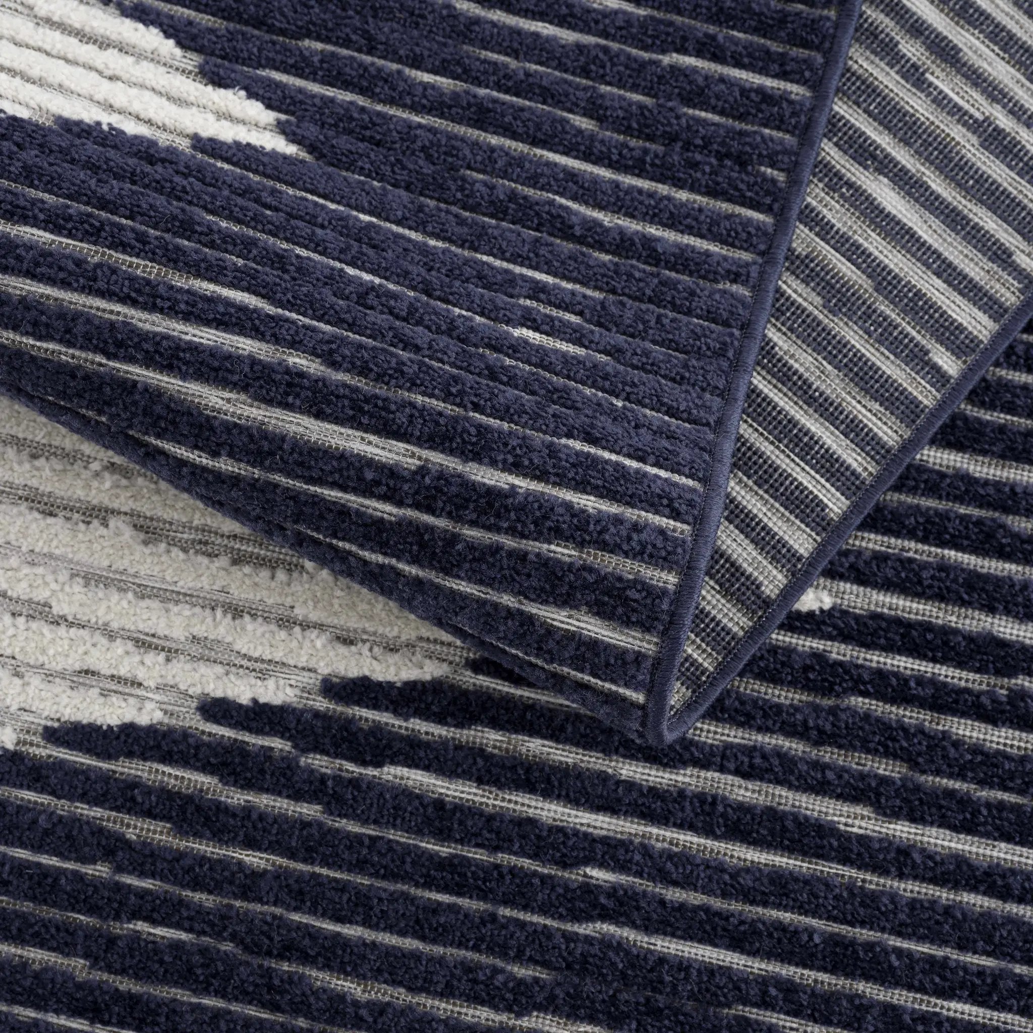 Masantol 3D Outdoor Area Rug - Clearance by Boutique Rugs