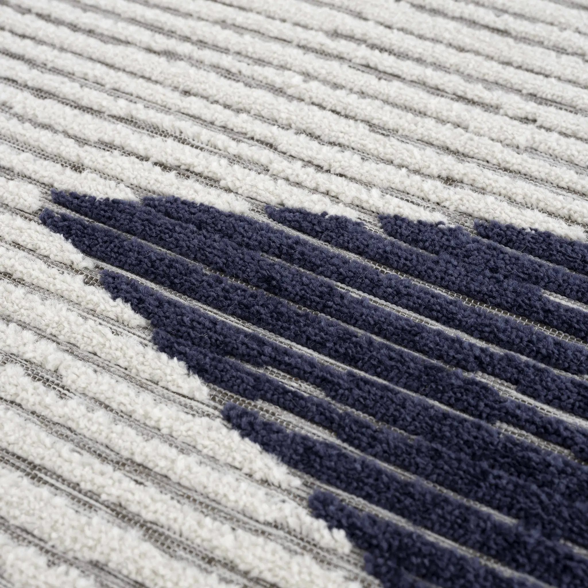 Masantol 3D Outdoor Area Rug - Clearance by Boutique Rugs