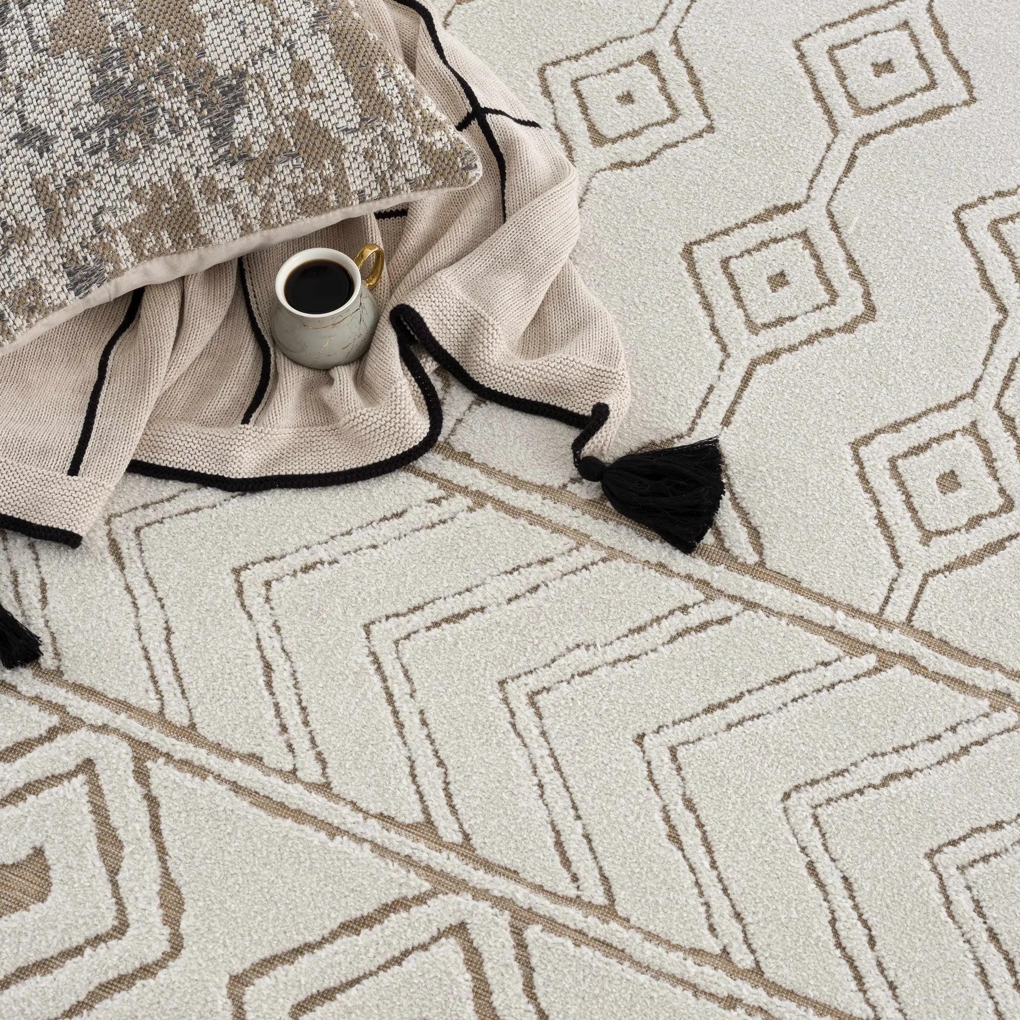 Mocho 3D Outdoor Area Rug - Clearance by Boutique Rugs