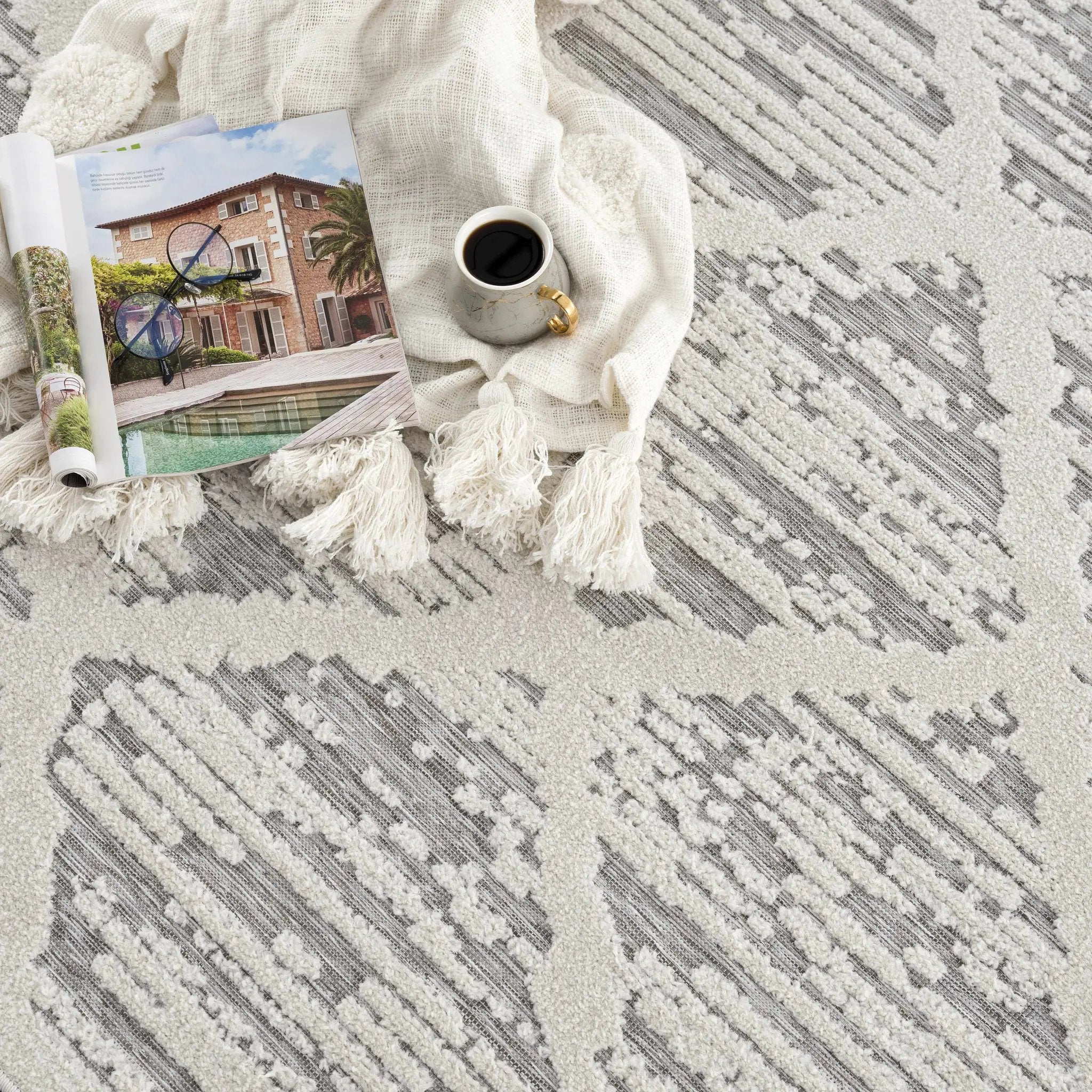 Gambang 3D Trellis Outdoor Area Rug - Clearance by Boutique Rugs