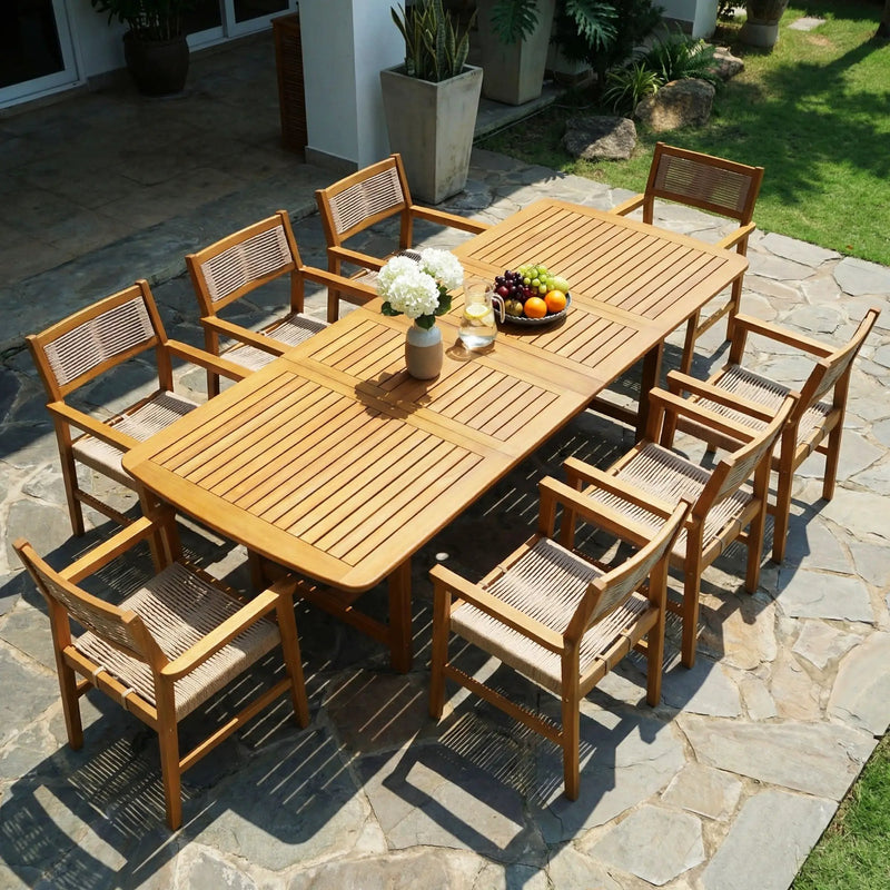 Extendable Dining Table by Megsu
