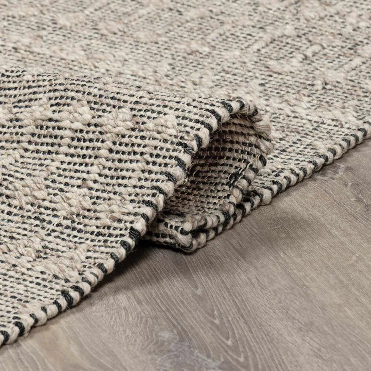 Hanston Handmade Faux Silk Rug - Clearance by Boutique Rugs