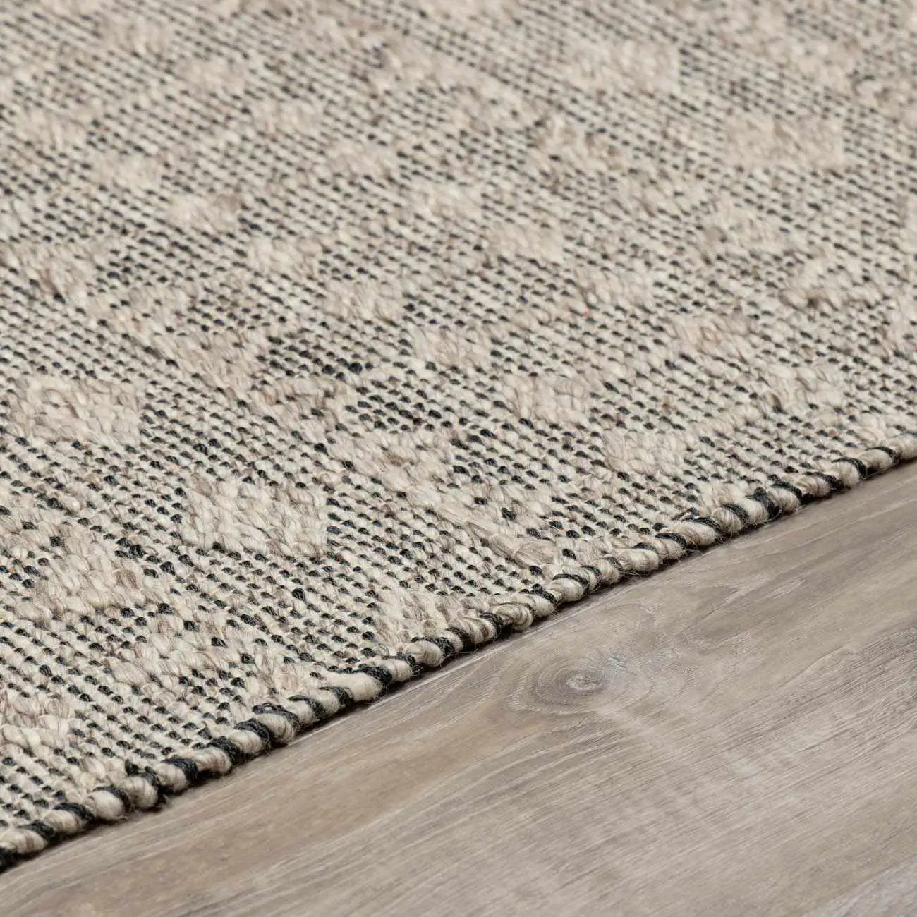 Hanston Handmade Faux Silk Rug - Clearance by Boutique Rugs