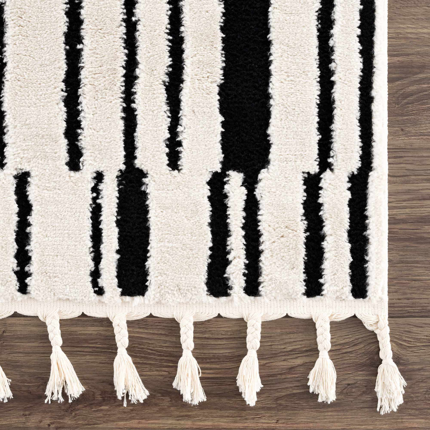 Bansi Area Rug - Clearance by Boutique Rugs