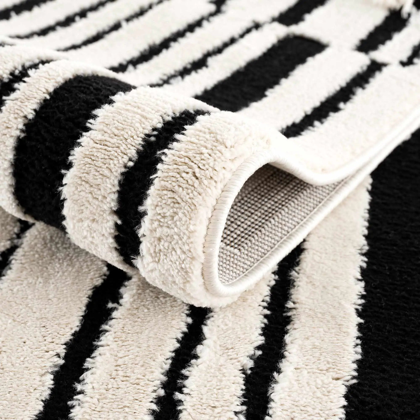 Bansi Area Rug - Clearance by Boutique Rugs