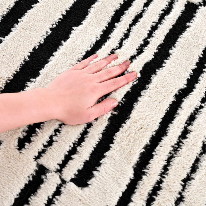 Bansi Area Rug - Clearance by Boutique Rugs