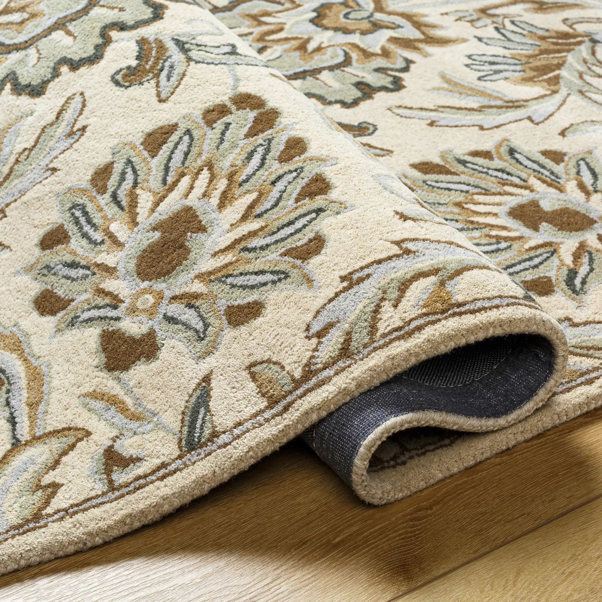 Helia Area Rug - Clearance by Boutique Rugs