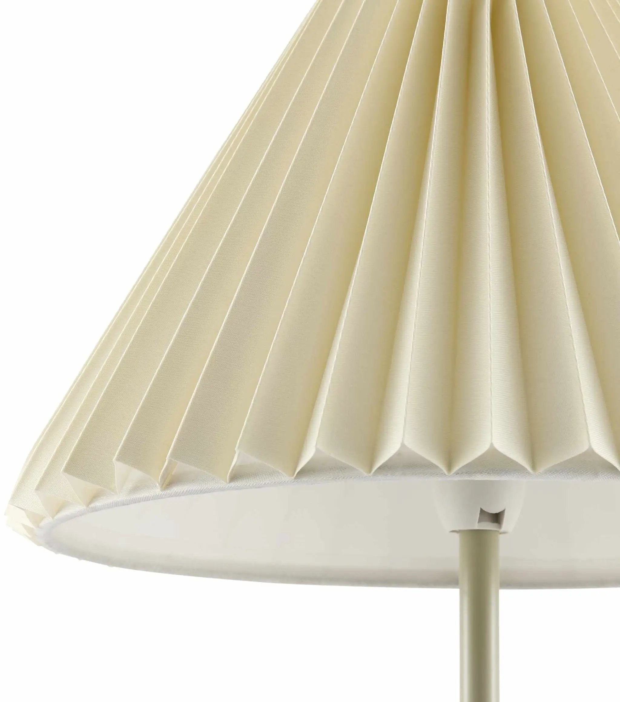 Hamidiyeh Cream Table Lamp by Boutique Rugs