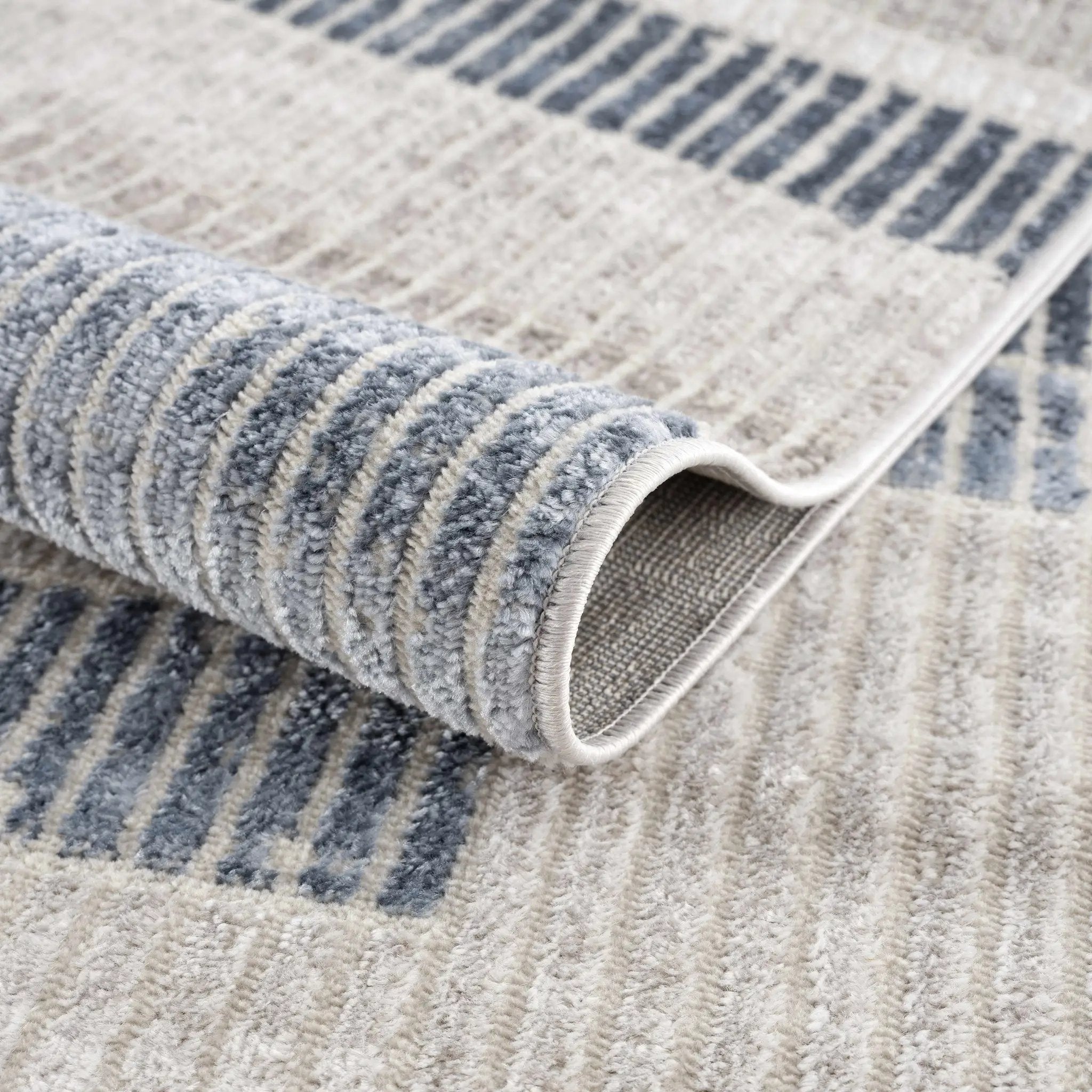 Brisa Area Rug - Clearance by Boutique Rugs