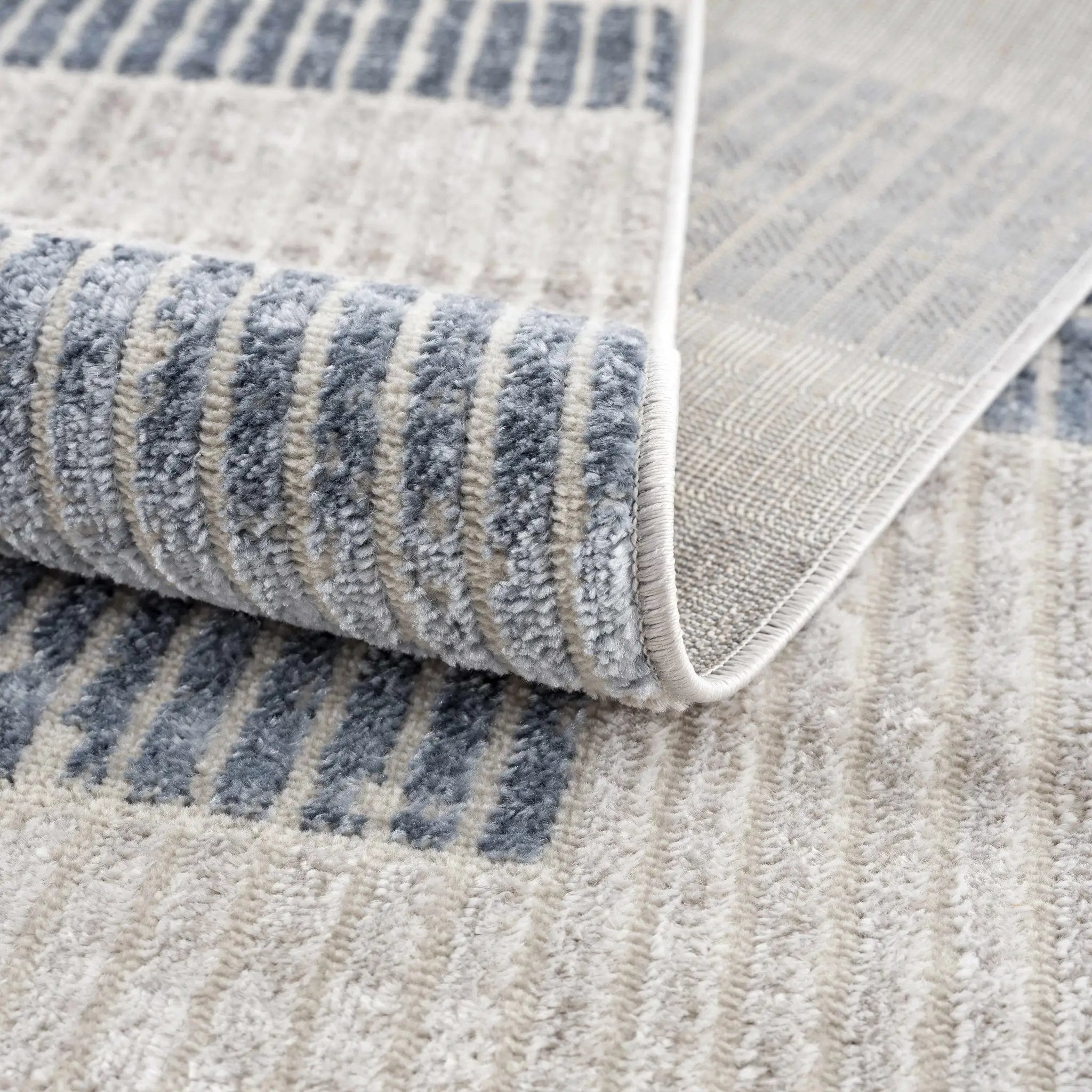 Brisa Area Rug - Clearance by Boutique Rugs
