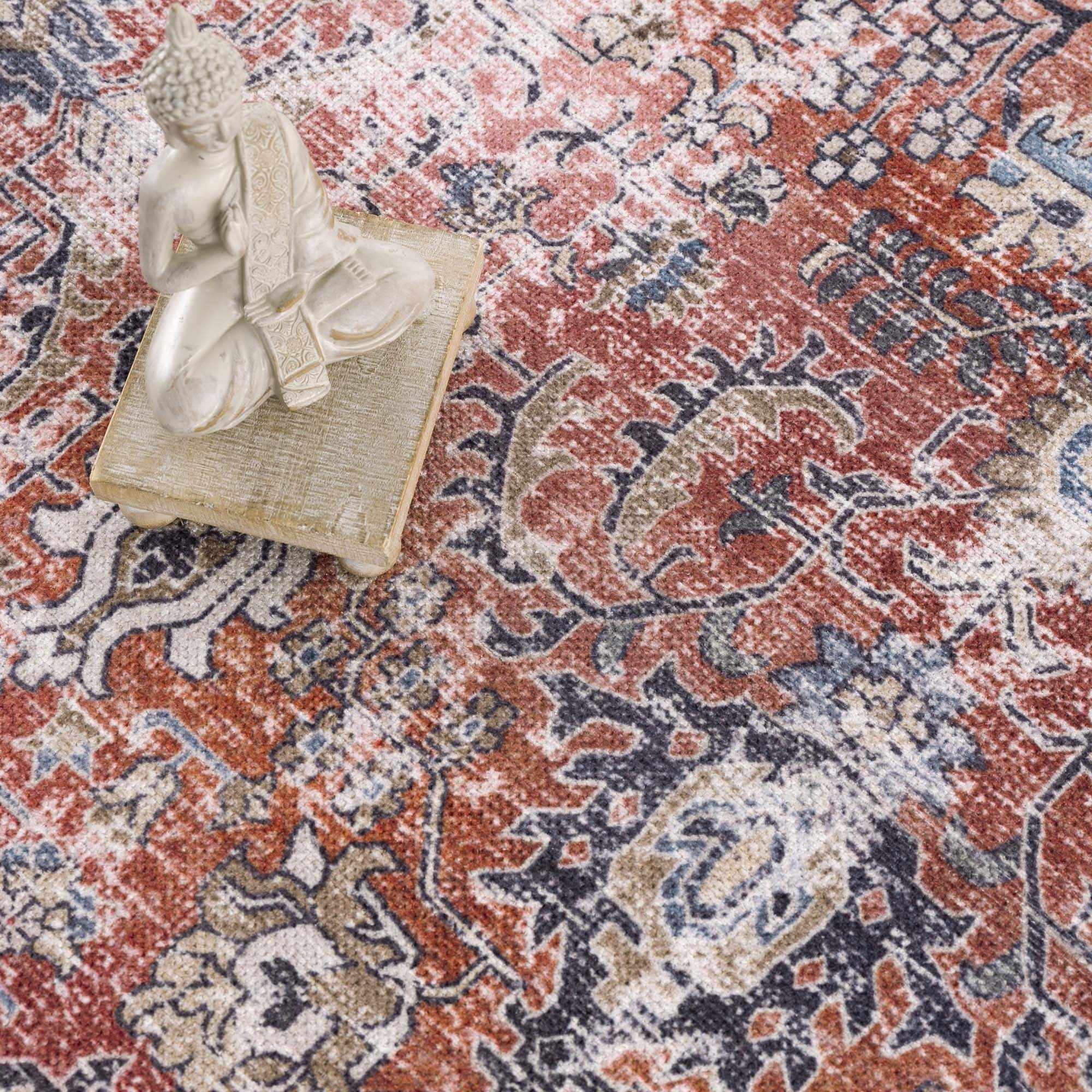 Burgundy Holi-2303 Washable Area Rug by Hauteloom